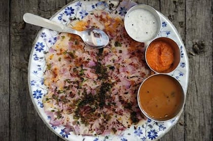 Onion Uttapam