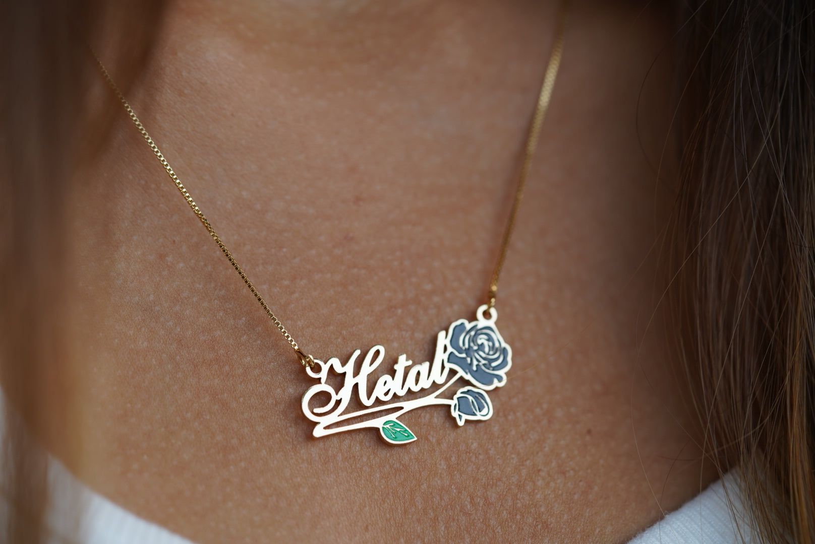 Dainty Name Necklace with Vintage Flower-Black
