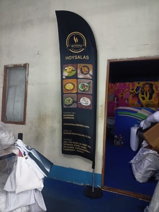 Curve Top Flag Display Banner with 10kg Metal Base | Indoor and Outdoor Brand Visibility | Both Sides Printing Curve Top Flag Display Banner with 10kg Metal Base | Indoor and Outdoor Brand Visibility | Both Sides Printing