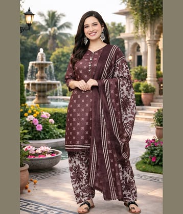 Rajnandini Women Cotton Blend Printed Straight Kurti With Patiala Salwar ( Purple )