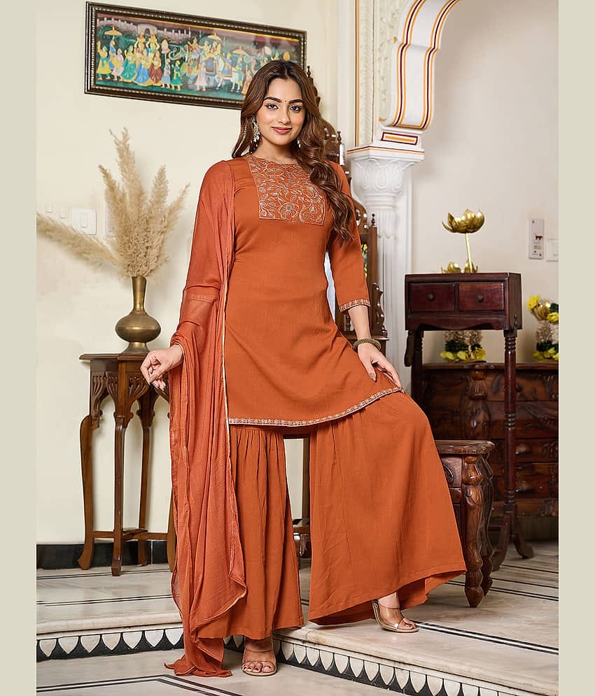 VIBE VISION Women Silk Self Design Straight Kurti With Pants ( Rust )