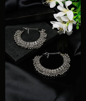 YOUBELLA Silver Anklets ( Pack of 1 )