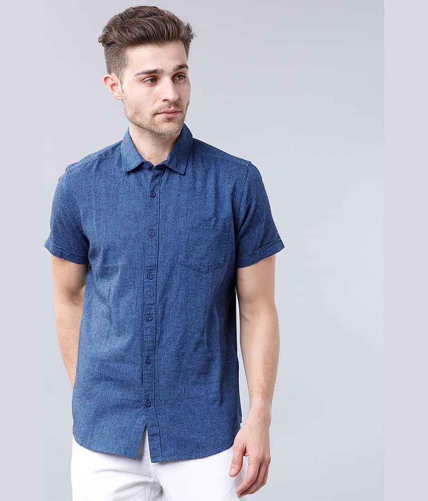 Highlander Cotton Blend Slim Fit Self Design Half Sleeves Men's Casual Shirt - Dark Blue ( Pack of 1 )
