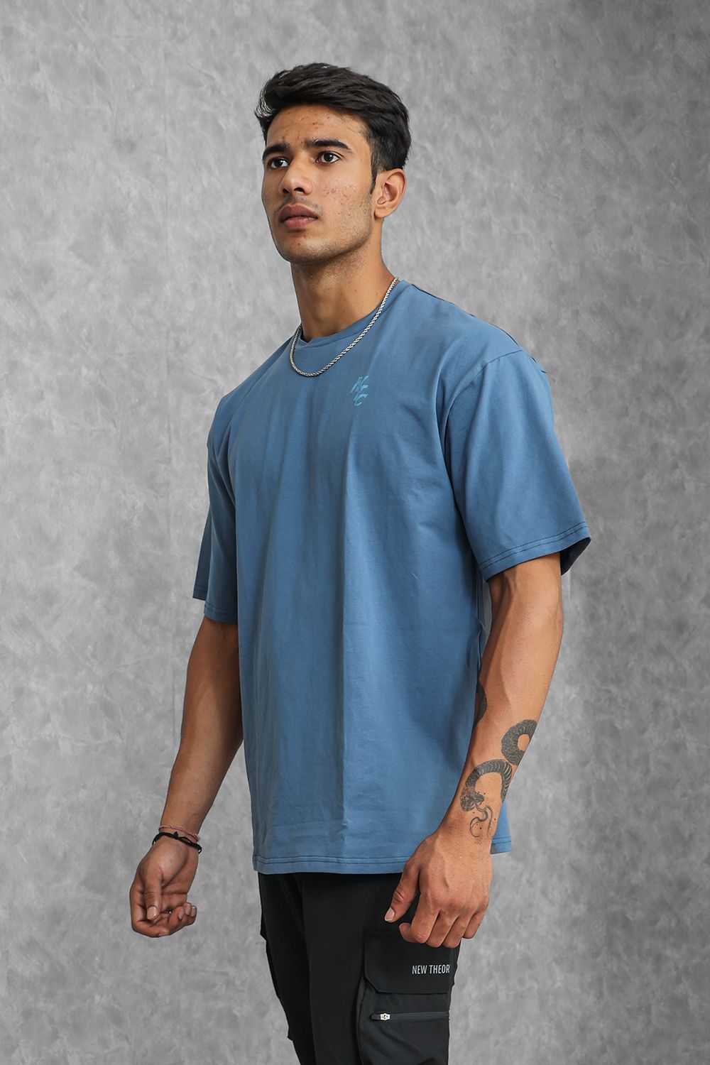 Legacy Oversized T-Shirt - blue-L