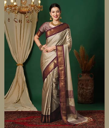 Satrani Silk Self Design Saree With Unstitched Blouse Piece ( Red )