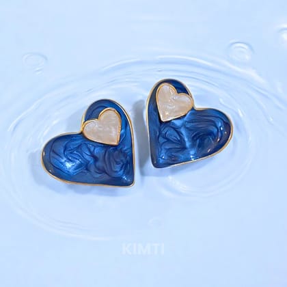 SweetHeart Sparkle Blue Stud Earring