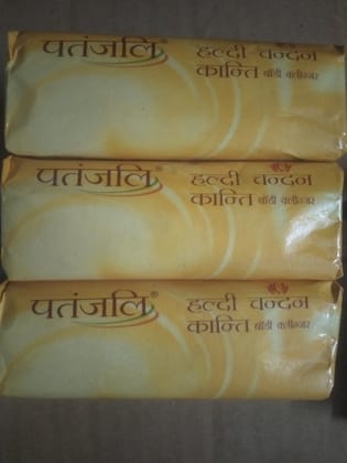 Patanjali haldi Chandan kanti body cleanser 3*150gm