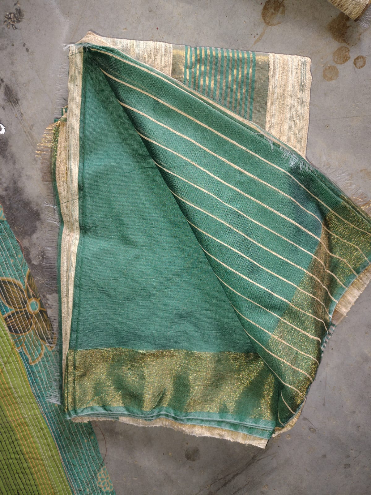 Tussar Viscose Pallu Kosa Ghicha Saree with Zari Border