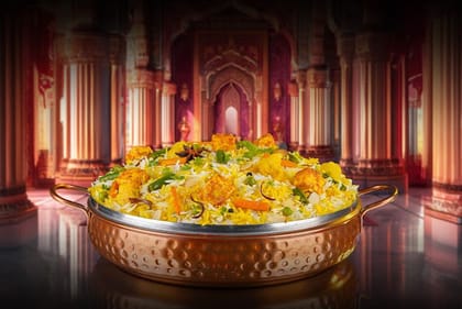 Paneer Subz Biryani (Paneer Dum And Veg Biryani - Serves 4-5)