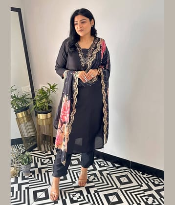 Royal Export Viscose Embroidered Kurti With Pants Women's Stitched Salwar Suit - Black ( Pack of 1 )