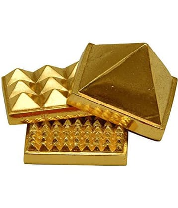 Craftera Brass Pyramid