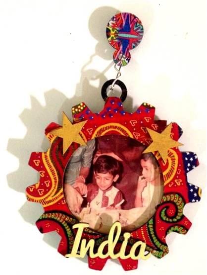 Framagneto’ Ethereal Art Work India Gear Frame - Pooja Needs | Buy online on ZillyBuy