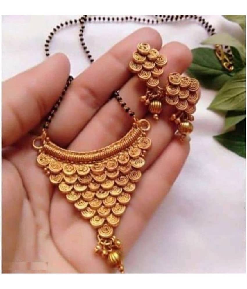 Sunhari Jewels Ginni Gold Plated Mangalsutra Pendant with Chain and Earrings for Women