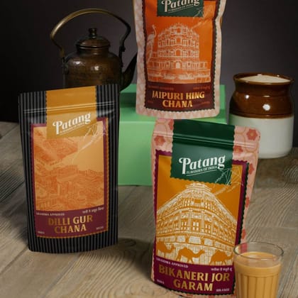 Patang Udaan of North India Snack Hamper (450g) | Delhi, Bikaner & Jaipur Specialties | Traditional Indian Namkeen