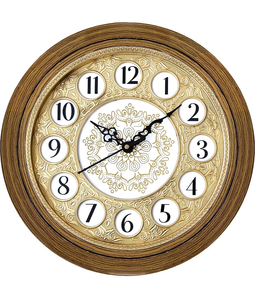 GrabBasket Circular Analog Wall Clock