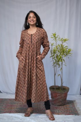 Rivaaj Ethnic Kavya A-Line Kurta (Size M) | Brown Cotton Fabric | Chudi Sleeves Round Neck | Casual & Festive Wear