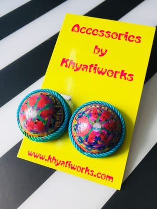 BLUSH HAND PAINTED STUDS