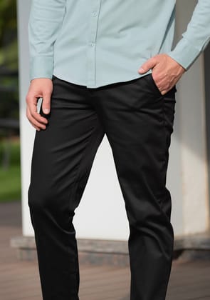 Tjamas™ in Black-S · 28 - 30''
