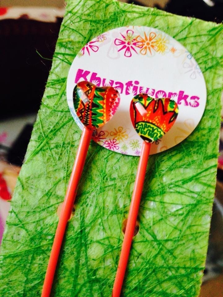 The Fiery Ornate Hearts Bobby Pins