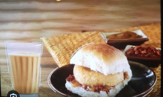 Vadapav Junction