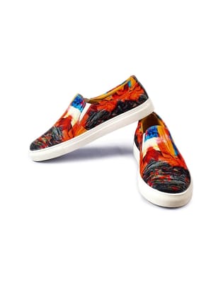 Women Printed Lightweight Canvas Slip-On Sneakers