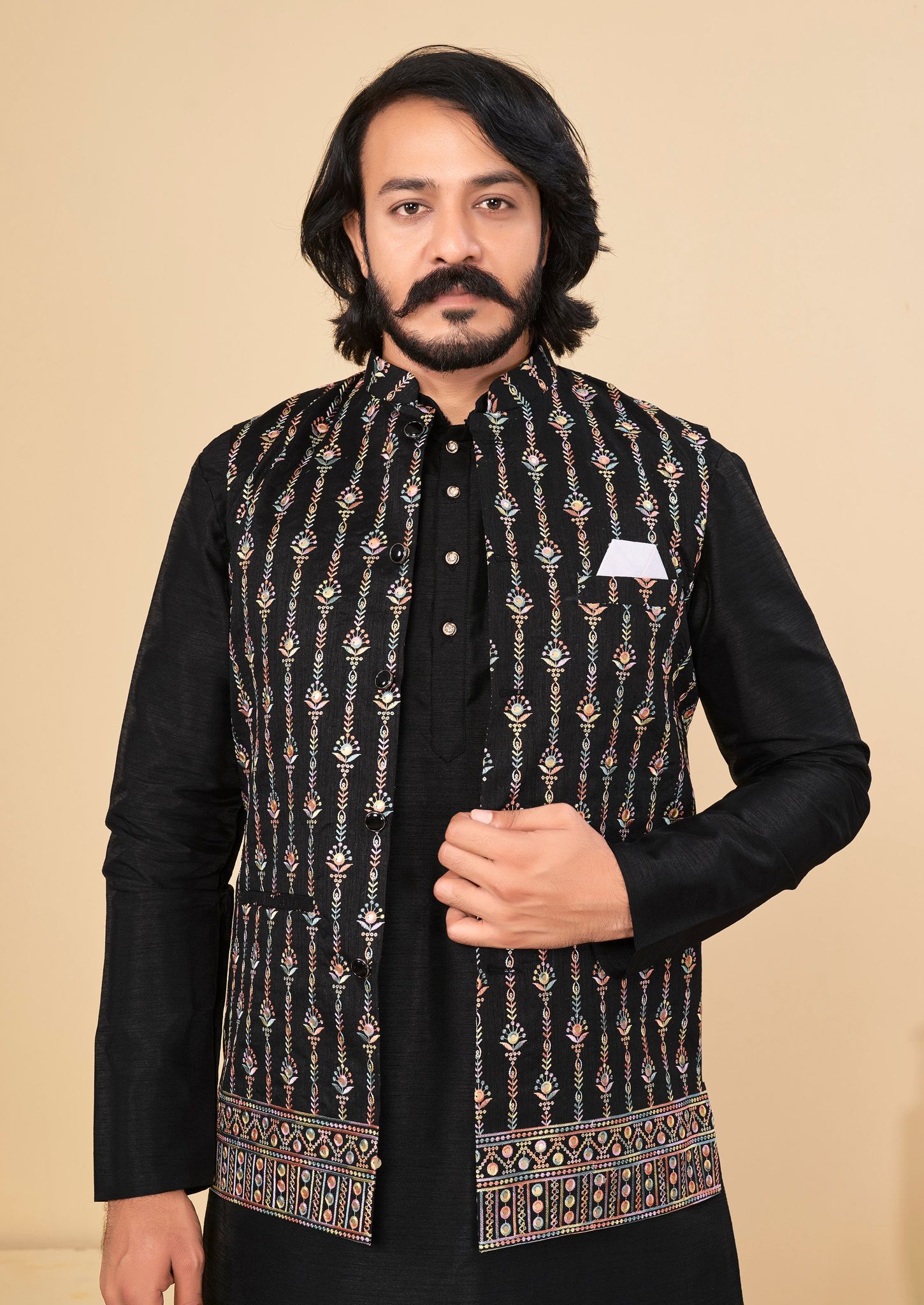 Elegant Black Embroidered Nehru Jacket-S