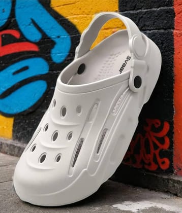 Svaar - Off White Men's Clogs
