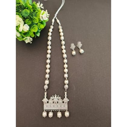 Pearl Necklace with Antique Silver Pendent