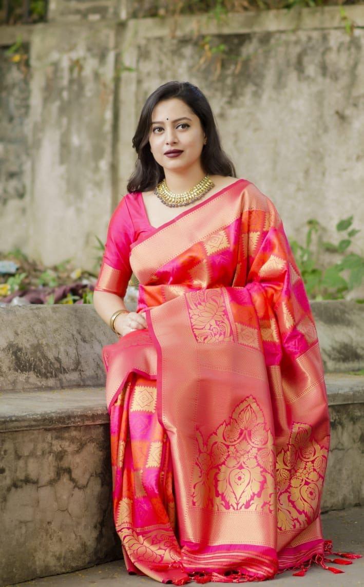 Zari Work Silk Saree With Blouse Piece