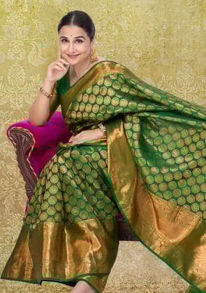 Exquisite Celebrity Grand Brocade Kanjivaram Pure Silk Saree in Leaf Green with Intricate Pallu and Zari  | SILK MARK CERTIFIED