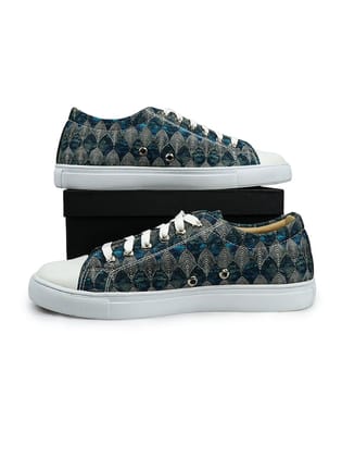 Men Printed Lace-Up Sneakers