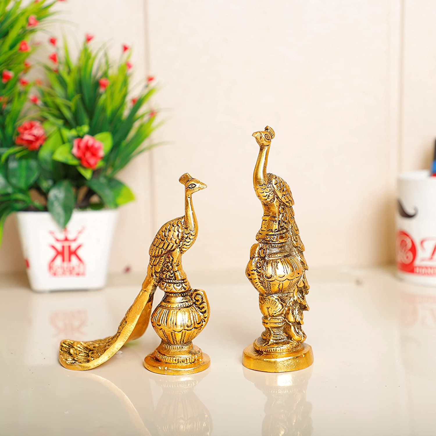 DreamKraft Metal Lovers Peacock Couple Pair Showpiece