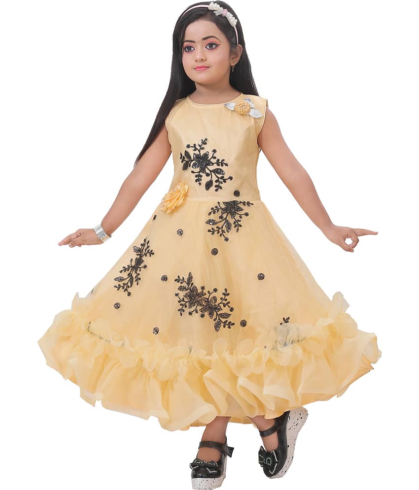 DS DRESSES Net Gown For Girls ( Pack of 1 , Cream )