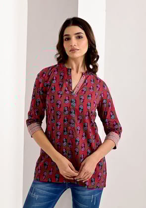 CRIMSON PRINTED FLORAL TOP-S
