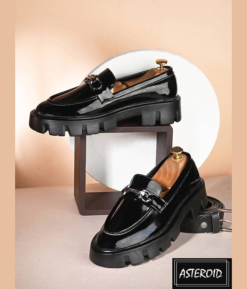 Asteroid Black Men's Slip on