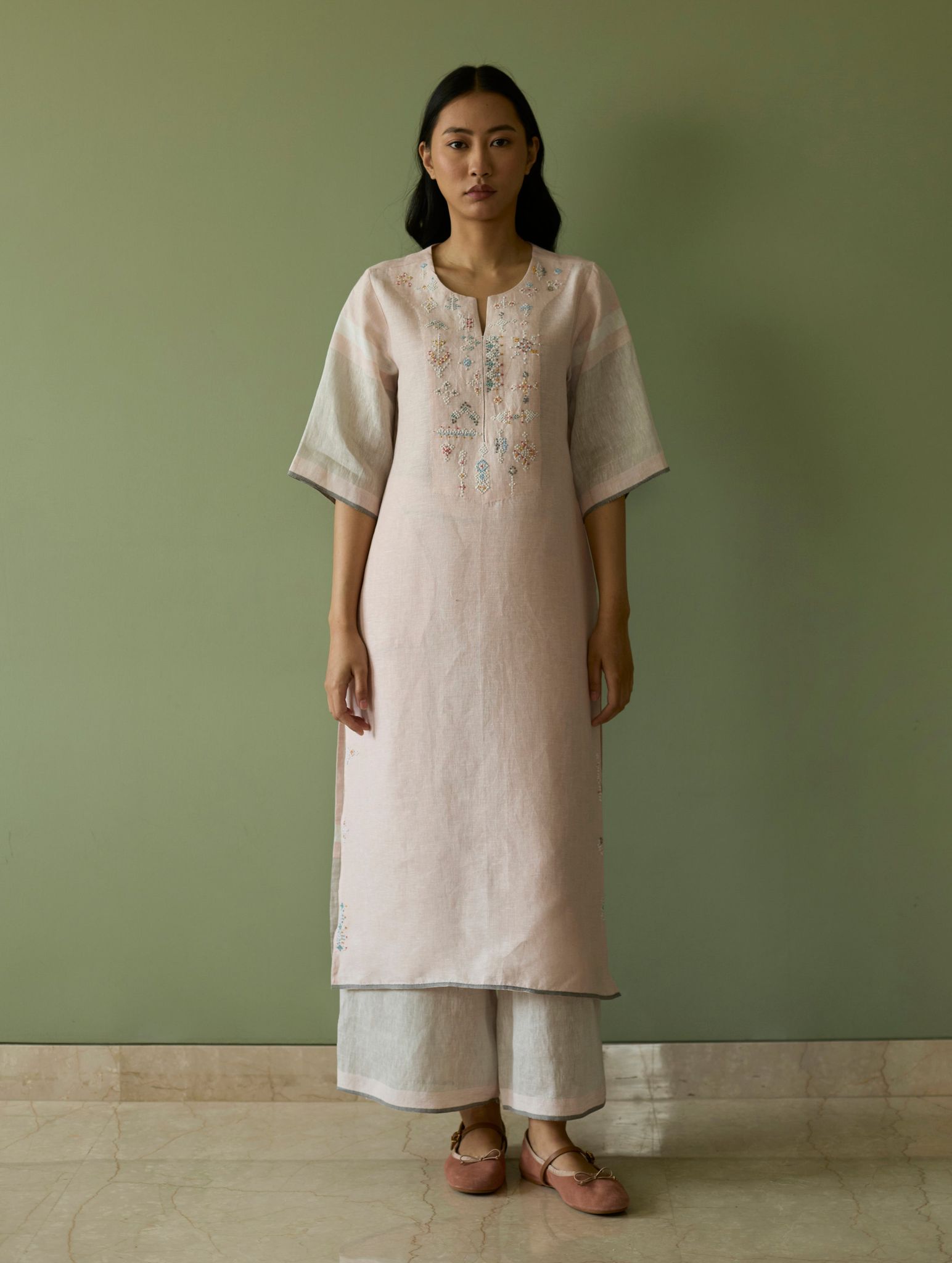Vira Hand-Emboidered Linen Kurta Set - Blush-XS