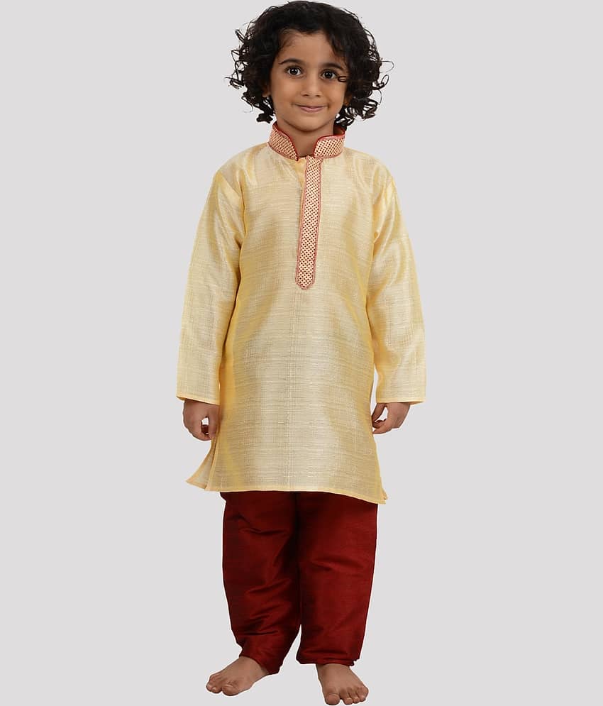 Maharaja Boys Silk Ethnic - Pattern Kurta Pant Set ( Gold , Pack of 1 )