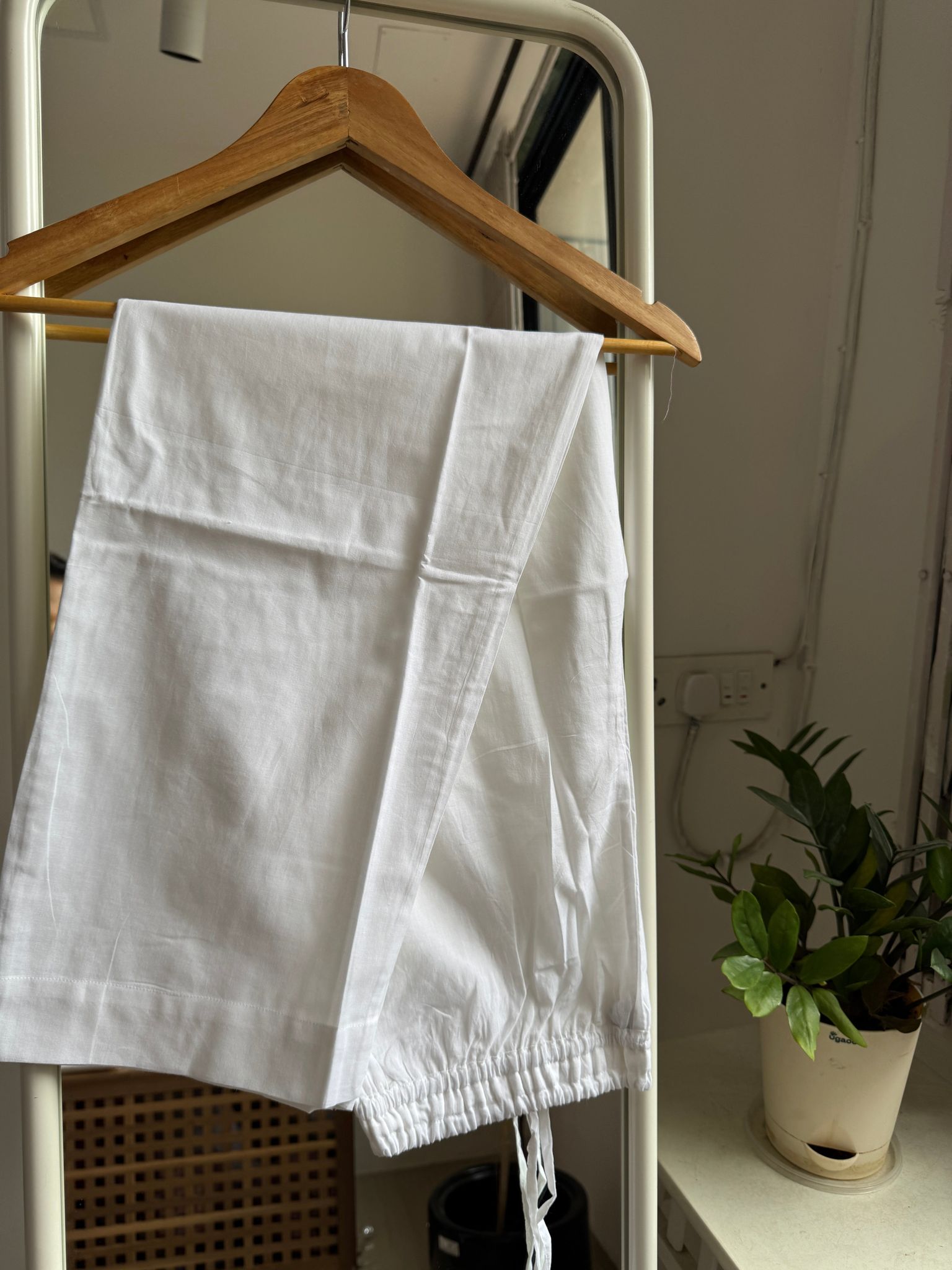Chikankari Pants  - White Mul Cotton-S