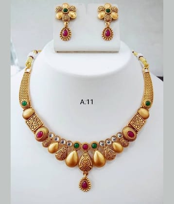 Shivay Fashion Golden Alloy Necklace Set ( Pack of 1 )