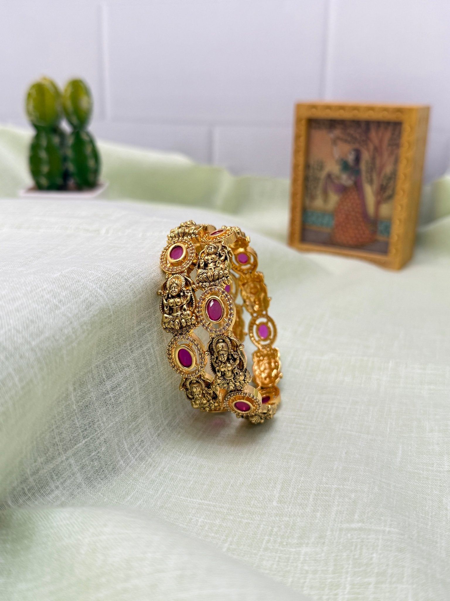 Antique Kada Bangle 1275-2.4