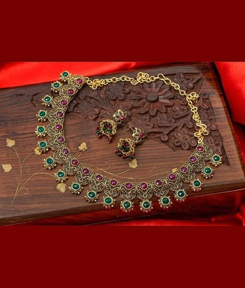 MGSV Alloy Golden Designer Necklaces Set