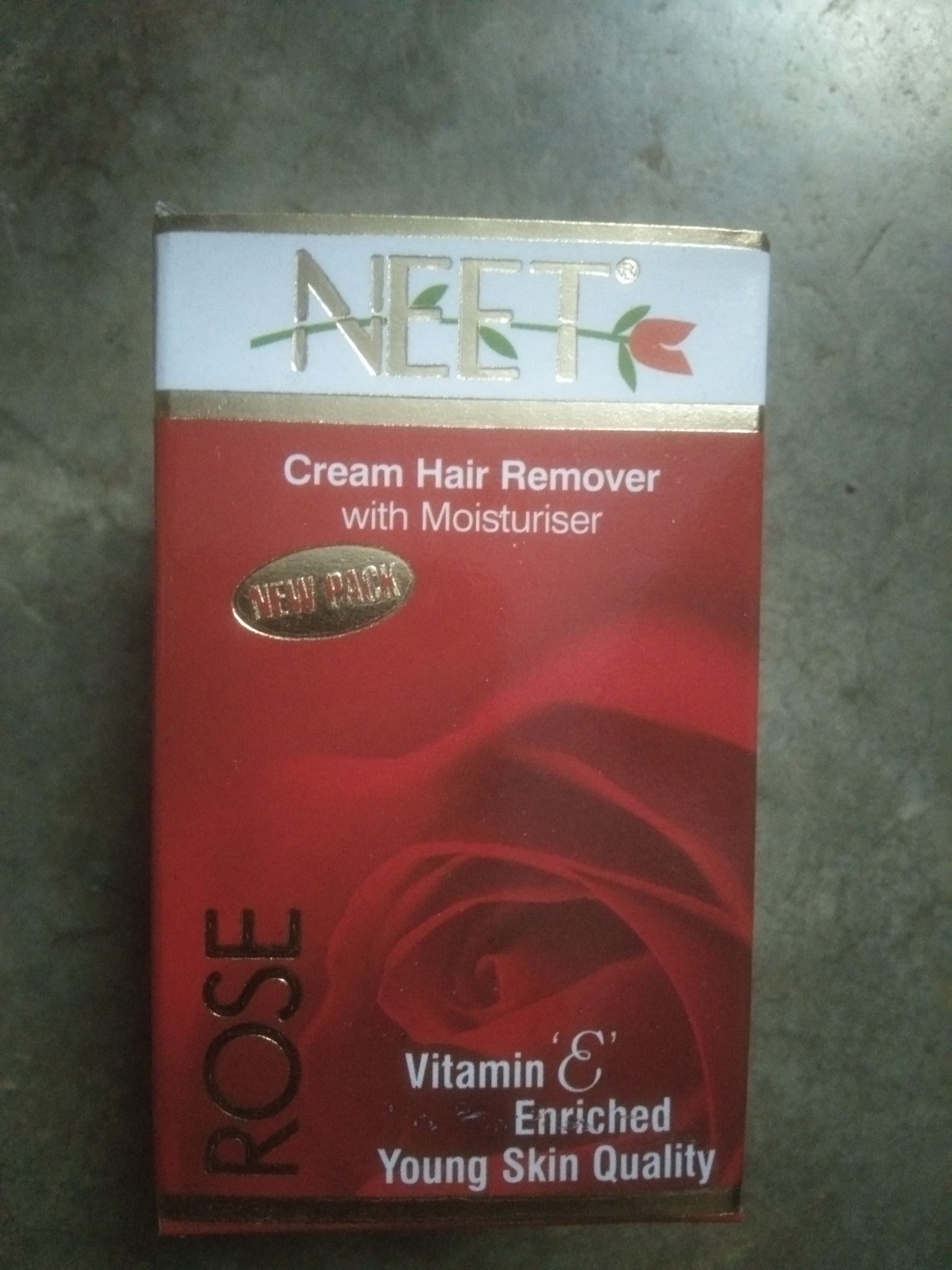 Neet hair remover  rose