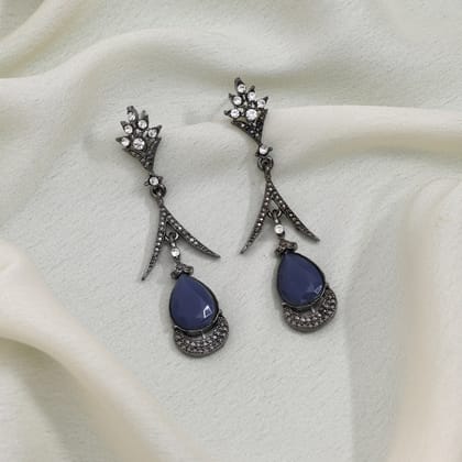Blue Color Fashion Earrings That Complement Both Formal And Casual Outfits-Earring Length: 6.50 CM x Width: 2.00 CM / Blue / Alloy With Good Quality Silver Plated