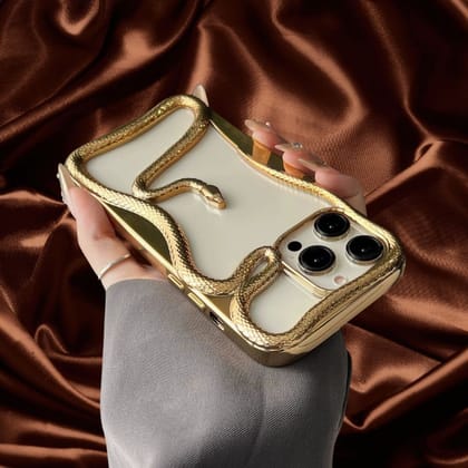 Royal Gold 3D Snake Luxury Cover-iPhone 16