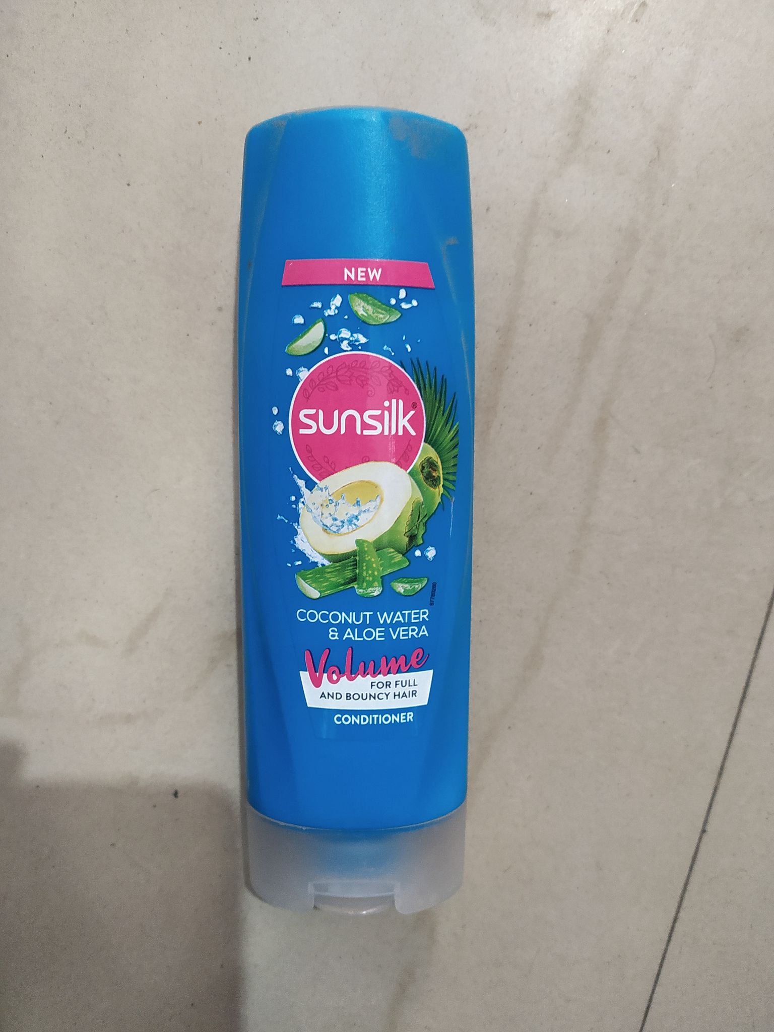 (sunsilk) Coconut water & aloe vera Volume For full Conditioner 