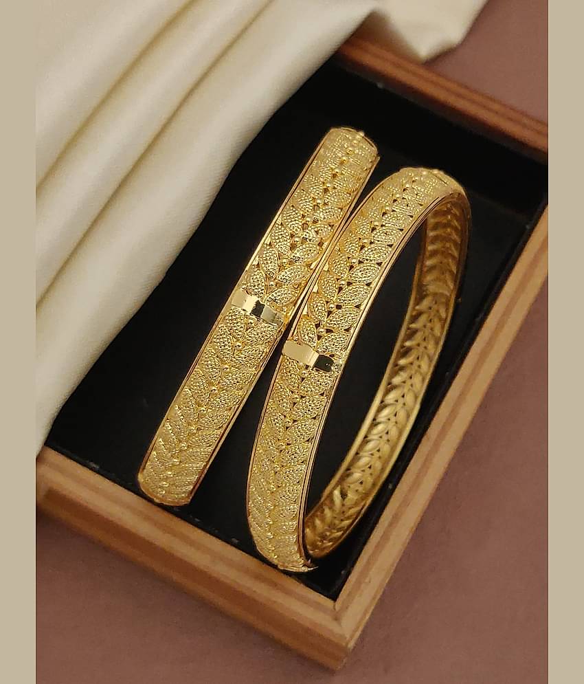 Shivay Fashion Gold Bangle Set ( Pack of 1 )