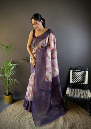 Light Purple Soft Silk Floral Motifs Zari Weaving Work Banarasi Saree