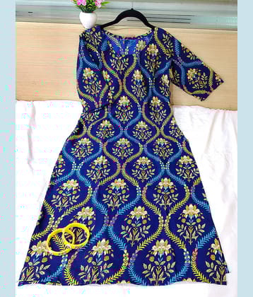 Ethnic Basket Pack of 1 Crepe Printed Straight Women's Kurti - ( Navy Blue )