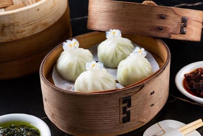 Edamame Dumplings With Truffle Oil (Mc) (6 Pcs)