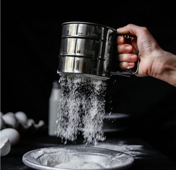 Wholesale Item - STEEL BAKING FLOUR SIFTER - MOQ 21 Pieces